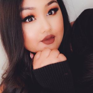 Meet your Posher, Charm